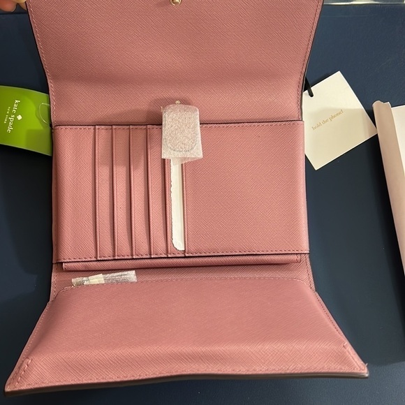 NWT kate spade crossbody - Picture 9 of 11